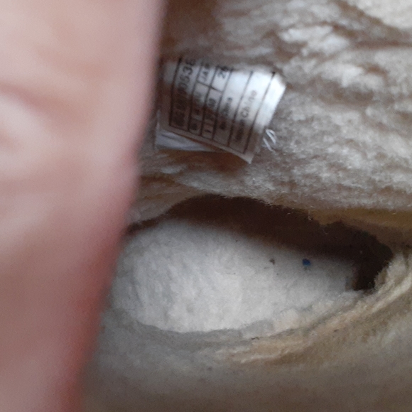 UGG BOOTS LEATHER - Picture 13 of 13